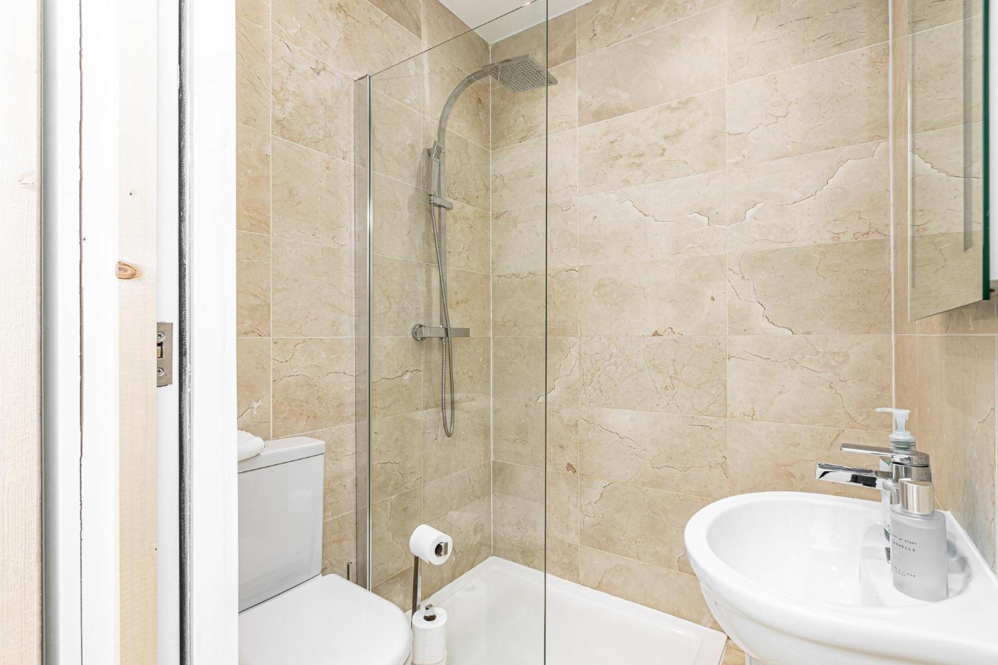 Modern 4 Bdr 3 Bth Apt Minutes From Edgware Road Λονδίνο Εξωτερικό φωτογραφία