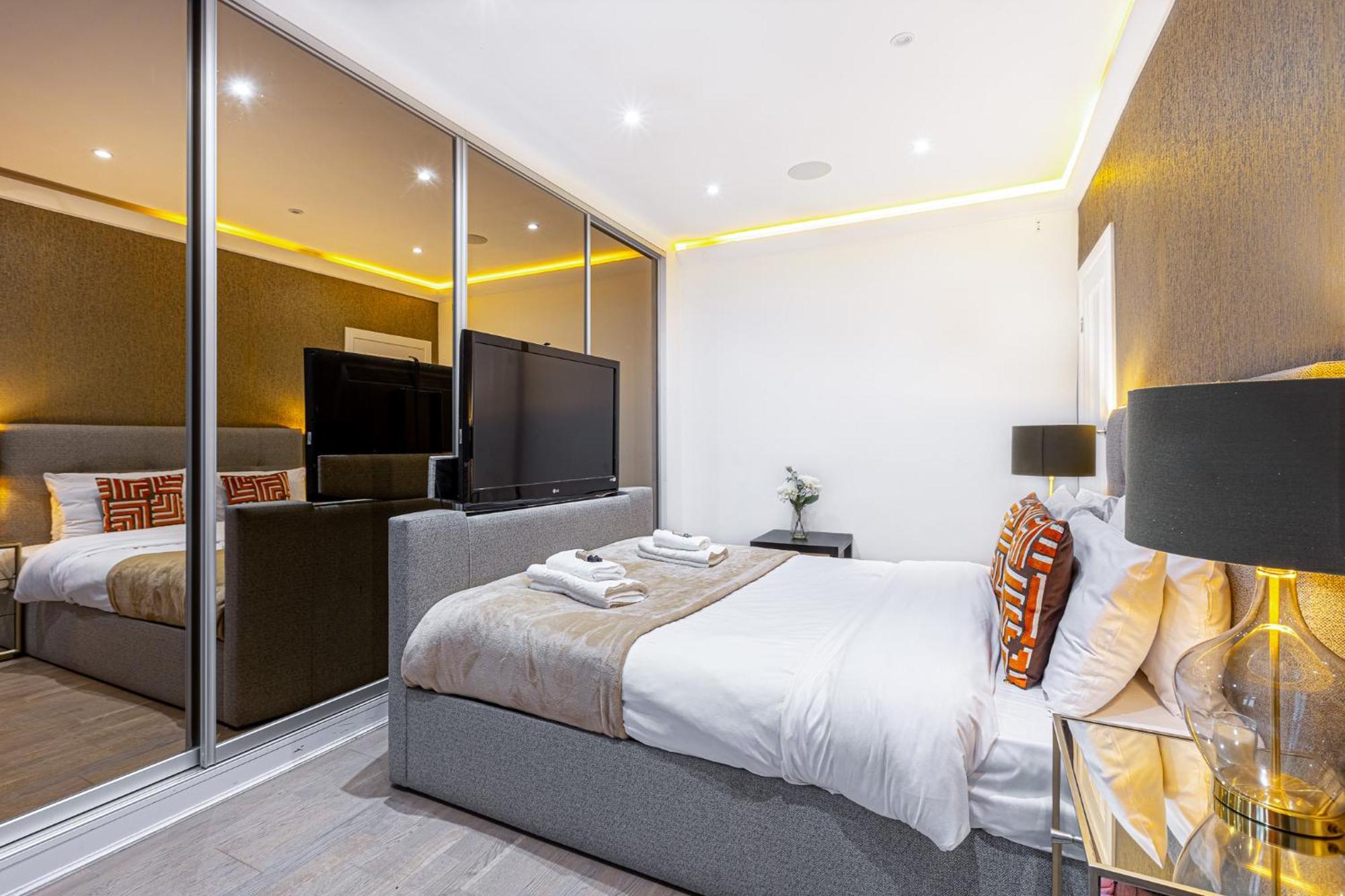Modern 4 Bdr 3 Bth Apt Minutes From Edgware Road Λονδίνο Εξωτερικό φωτογραφία
